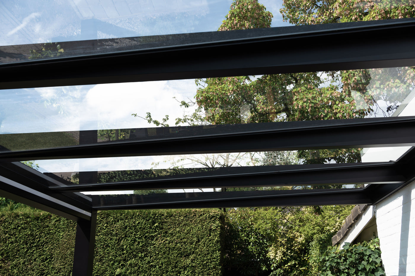 Cube - Terrassendach als Wandmontage auf 2 Stützen (inkl. Glaseindeckung in KLAR)