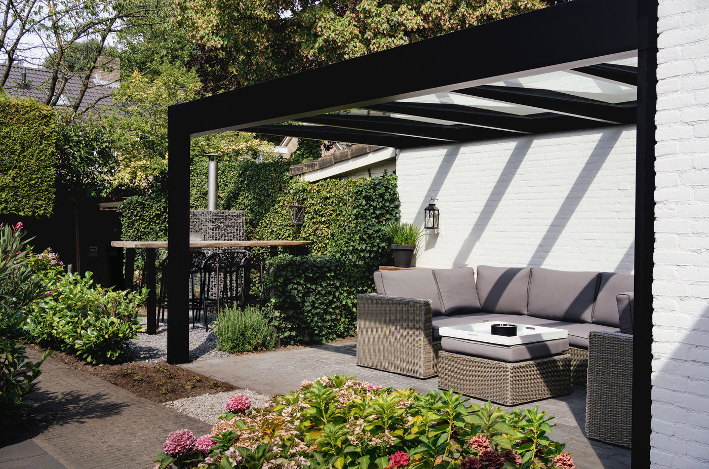 Cube - Terrassendach als Wandmontage auf 2 Stützen (inkl. Glaseindeckung in KLAR)